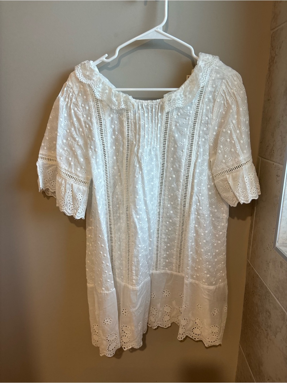 POL White Eyelet Tunic Top